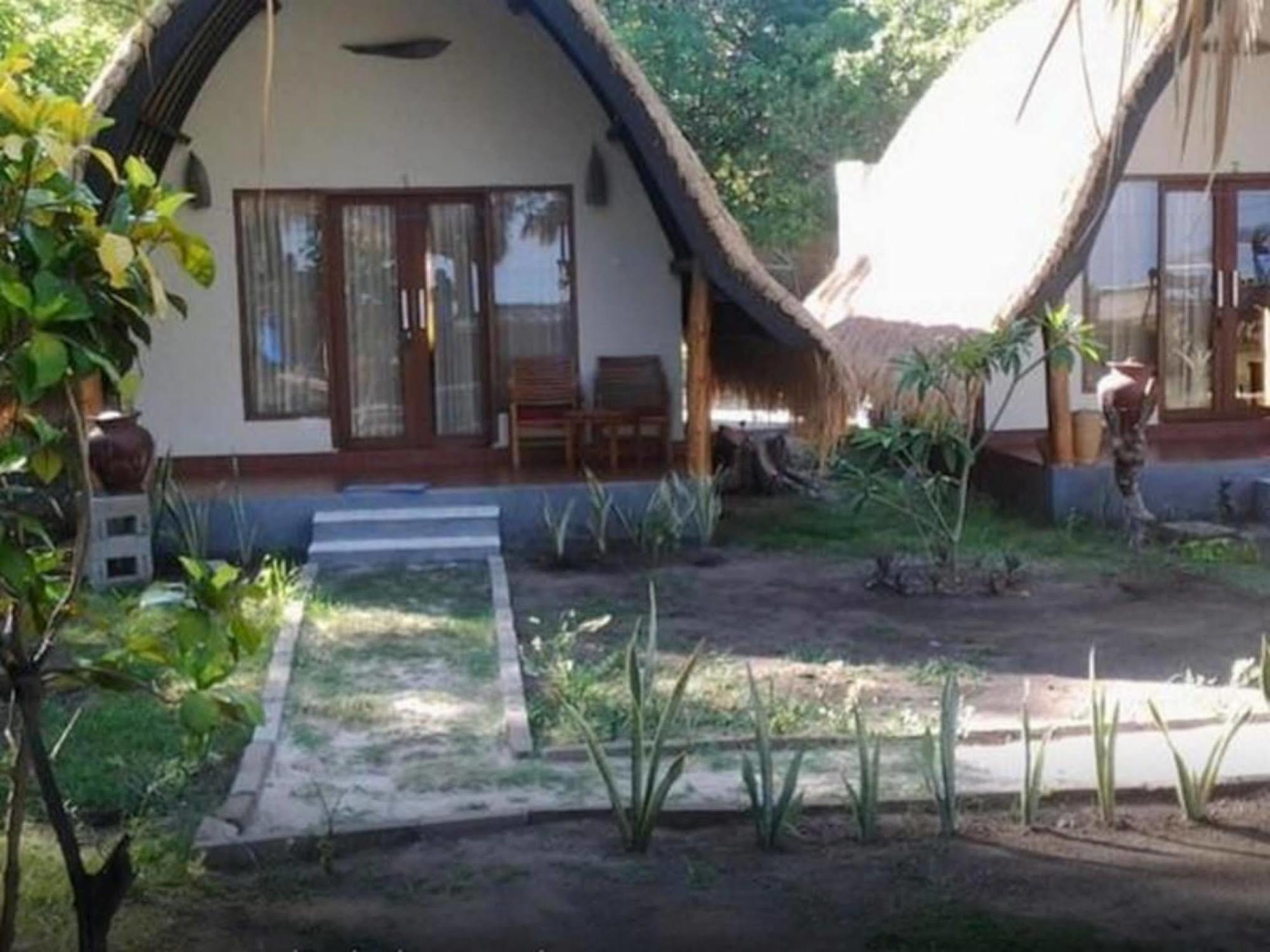 Salili Bungalow Gili Air Dış mekan fotoğraf